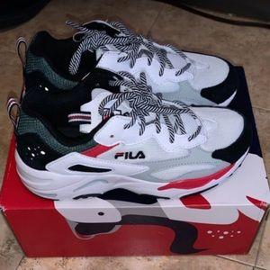 FILA Ray Tracker, Women size 7.5 New